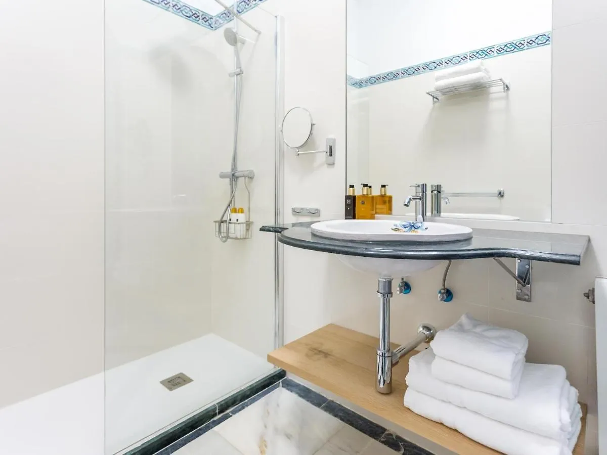 Meson De Los Caballeros Seville Holiday home