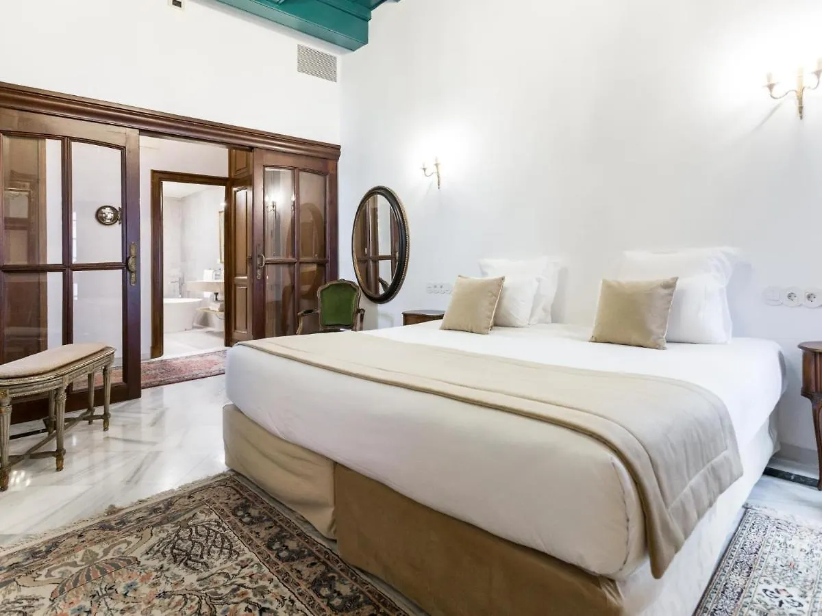 Meson De Los Caballeros Seville Holiday home